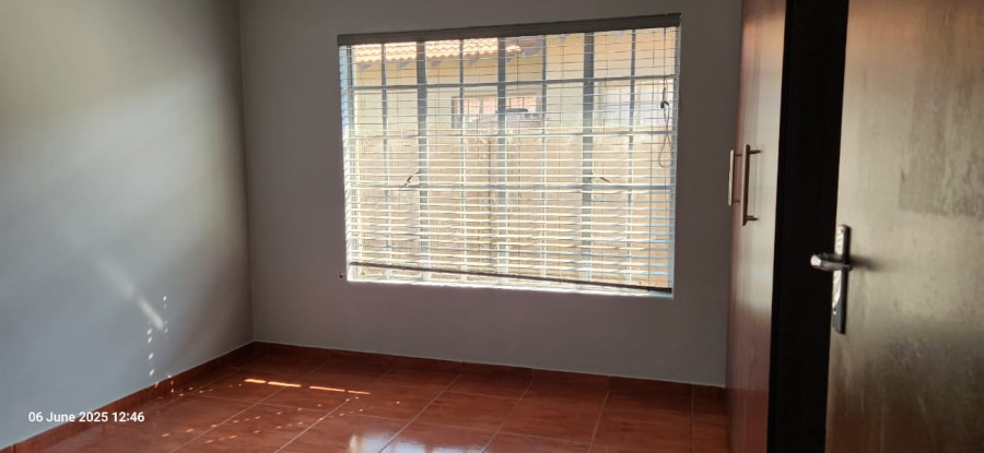 4 Bedroom Property for Sale in Waterkloof East North West